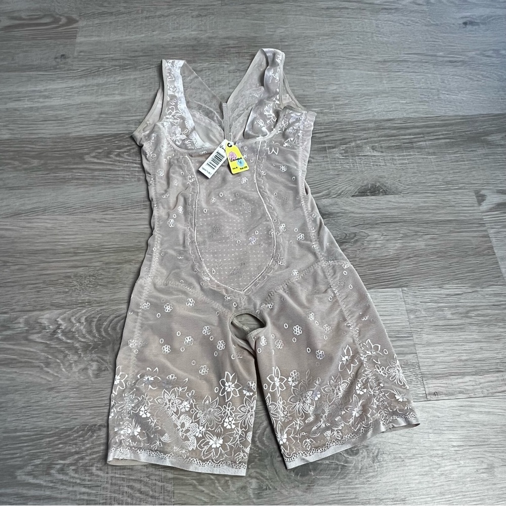 Unique Tan Body Shaper Size M
